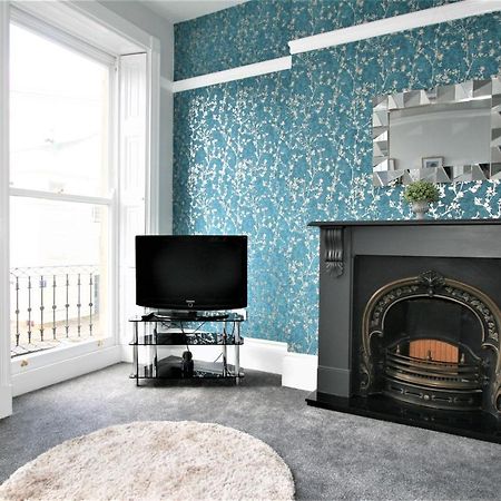 Albion Street Serviced Apartments Cheltenham Exterior foto